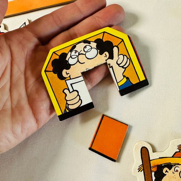 Vintage 80s Theatre Dual-Sided Medieval Fairy Tale Set Made in Spain - Picture 11 of 16